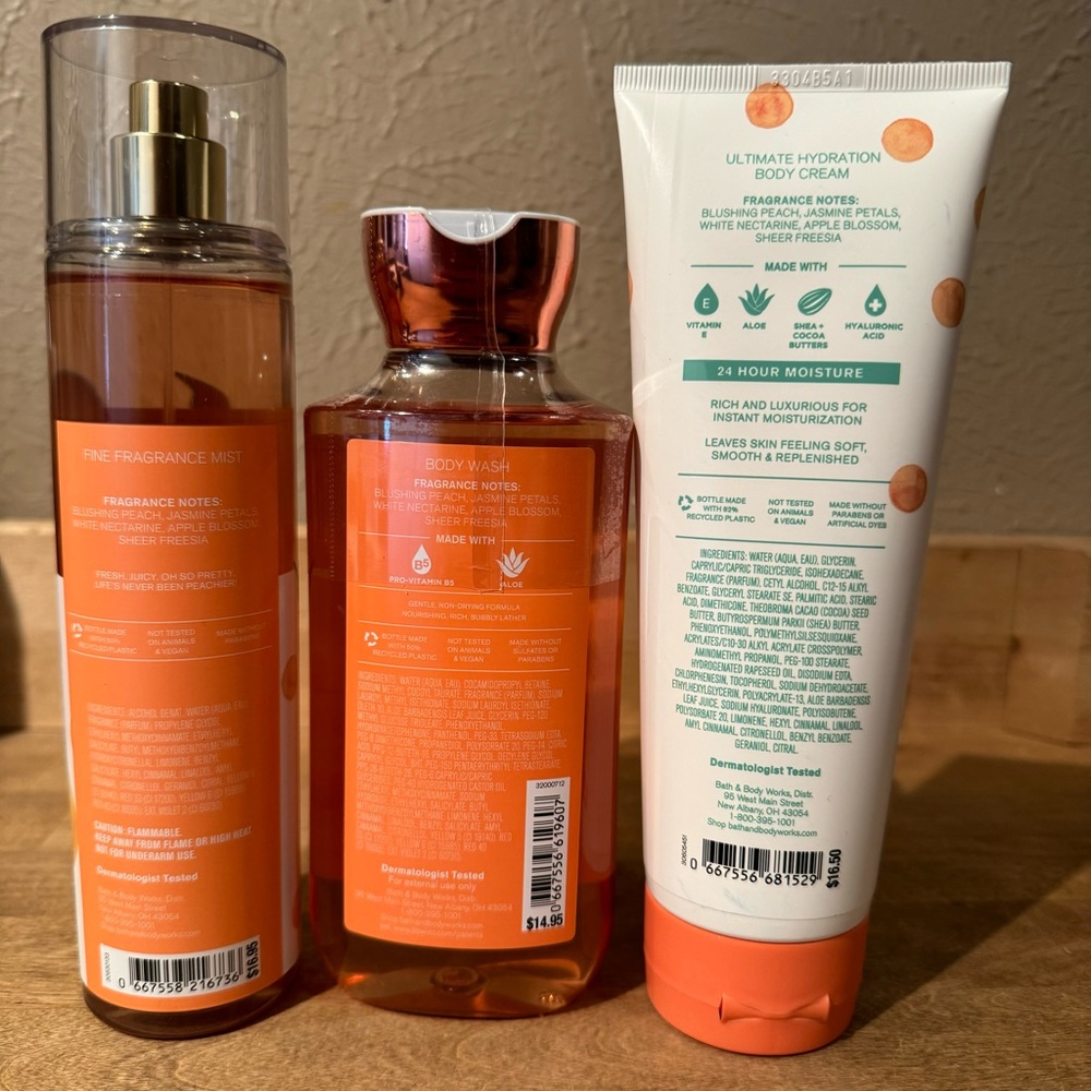 NWT Pretty as a Peach Fragrance Bundle - Picture 2 of 2
